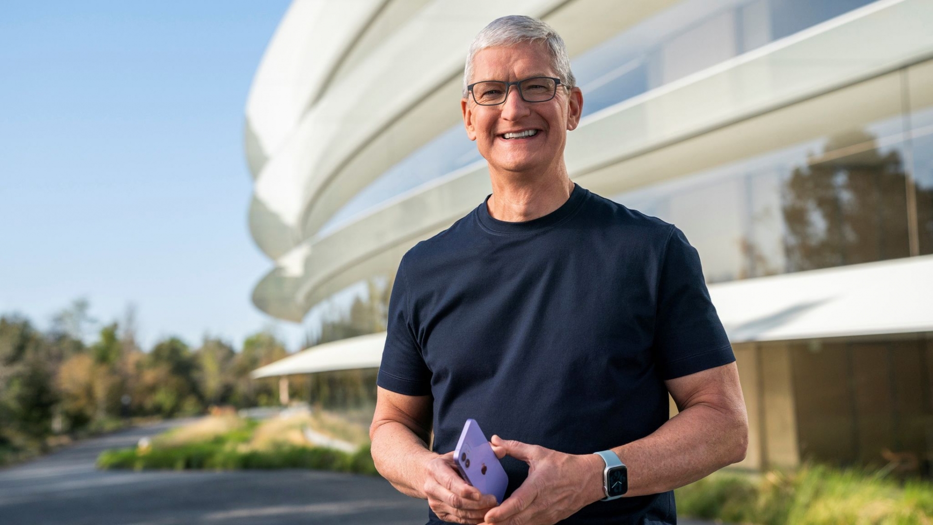 Έχετε αυτό που χρειάζεται για να δουλέψετε στην Apple; Τα 4 πράγματα που ζητά ο Tim Cook